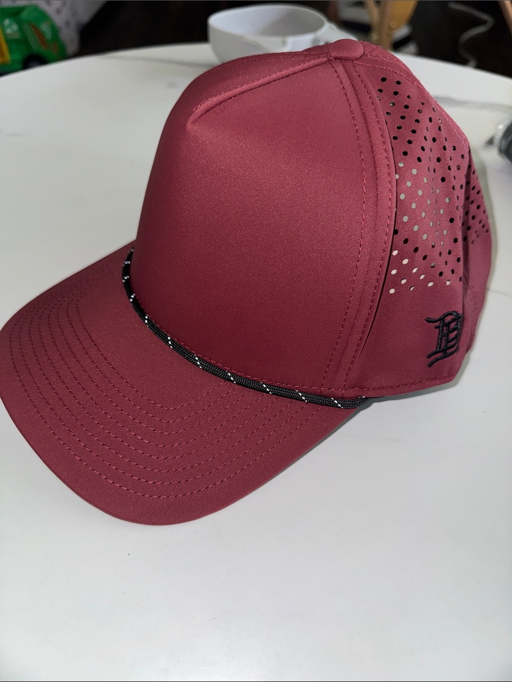 Men's Performance Baseball Cap - Burgundy